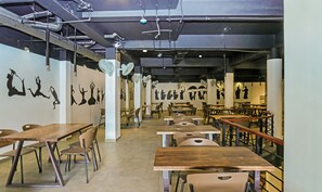 تناول الطعام