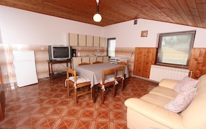 Private kitchen - Apartments Nadia (Medulin)