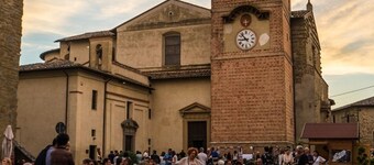 Villa Giulia in Bettona, Perugia, with Swimming Pool and Tennis Court