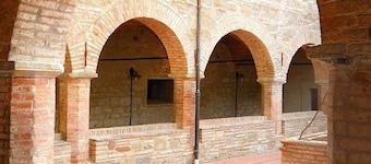 Villa Giulia in Bettona, Perugia, with Swimming Pool and Tennis Court