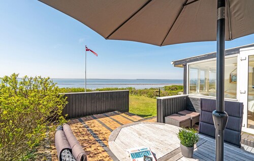 Gorgeous home in Esbjerg V with WiFi