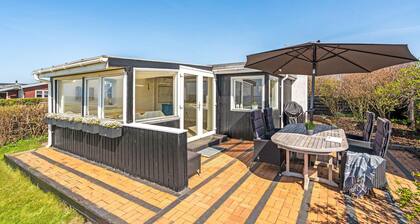 Gorgeous home in Esbjerg V with WiFi