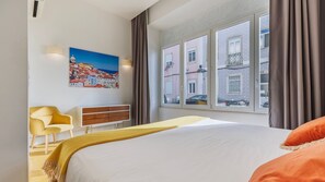 1 bedroom, travel cot, free WiFi, bed sheets