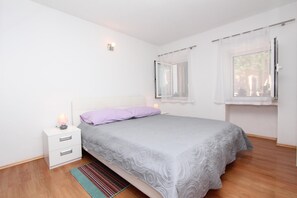 Apartamento, 1 quarto | Wi-Fi de cortesia, roupa de cama