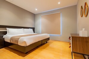 3 Schlafzimmer, Zimmersafe, Bügeleisen/Bügelbrett, Reisekinderbett