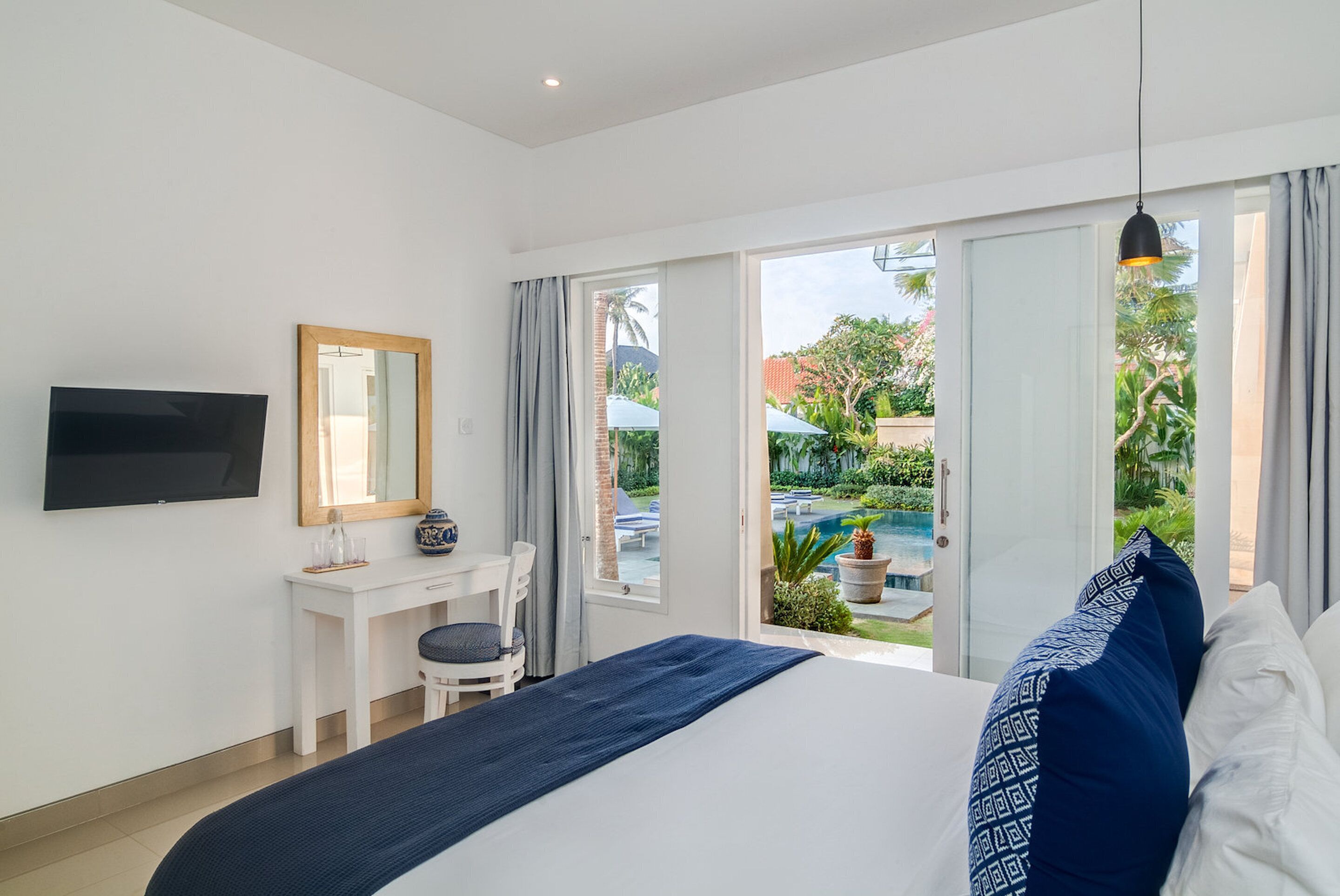 Photo - The London Residences Boutique Hotel