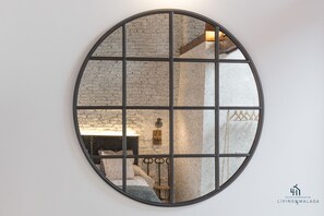 1 chambre, fer et planche à repasser, accès à Internet, literie fournie