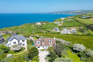 Exterior - Lower Garrick, Port Isaac, sea views over the Bay (Port Isaac)