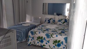 Triple Room, Multiple Beds