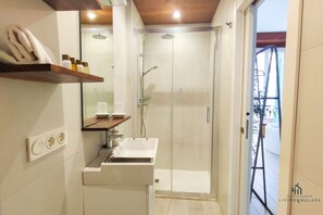 Shower, hair dryer, towels - Skyline 2 Living4malaga (Málaga)