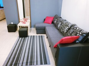 TV màn hình phẳng 35-cm có truyền hình cáp, TV 