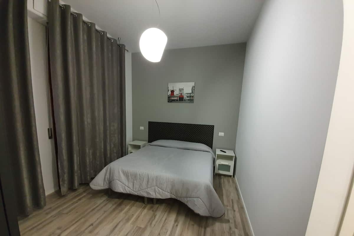 Sistema de insonorización, wifi gratis y ropa de cama