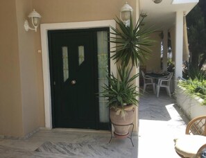 Majoituspaikan sisäänkäynti