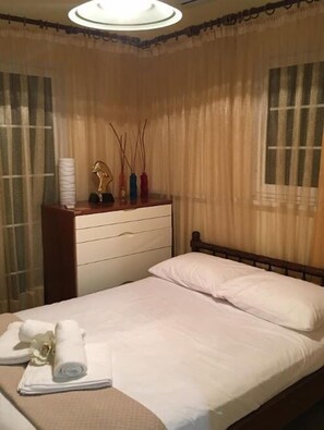 Huoneisto, 2 makuuhuonetta, parveke, vuoristonäköala | 2 makuuhuonetta, ilmainen Wi-Fi, vuodevaatteet