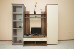 Apartment, Terrace | Living area | 30-inch flat-screen TV with satellite channels, TV - Apartments Rajci (Rovinj)