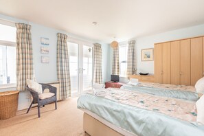 2 bedrooms, WiFi, bed sheets