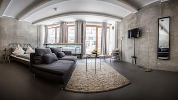 Individually decorated, individually furnished, soundproofing, free WiFi