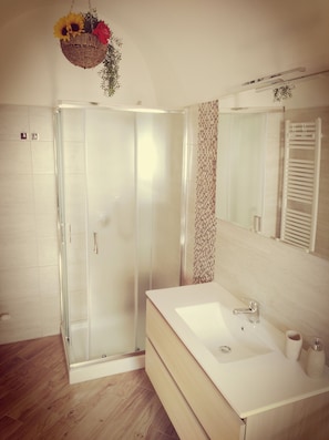 Apartment, 1 Bedroom (Salcione) | Bathroom