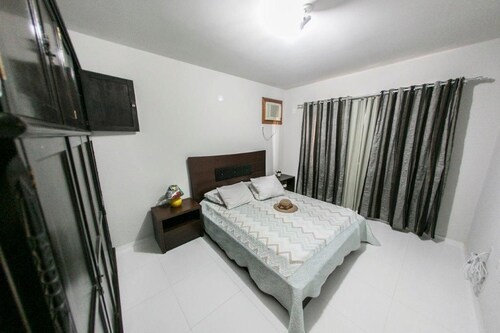 Casa Terceira avenida - 10 pessoas