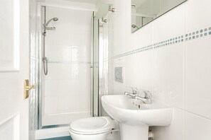 Hair dryer, towels - Bessborough Green, St Mawes lovely estuary views (St Mawes)