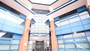 Exterior - Heathrow Place (Hayes)