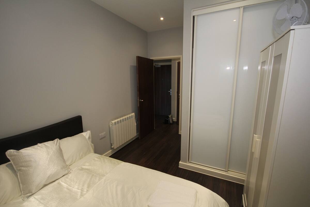 Exclusive Apartment, Multiple Beds, City View