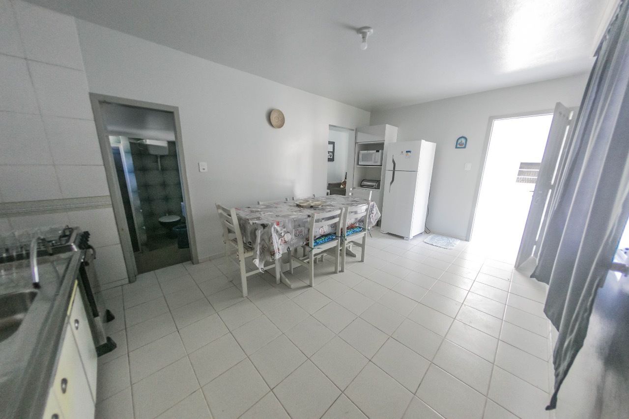 House, Multiple Beds | In-room dining