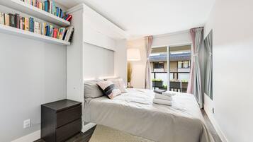 1 bedroom, free WiFi, bed sheets
