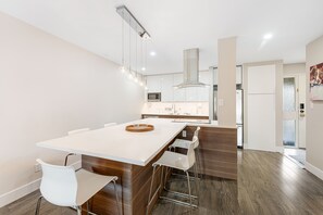 Dining - The House of Blond penthouse level suite in LoLo (North Vancouver)