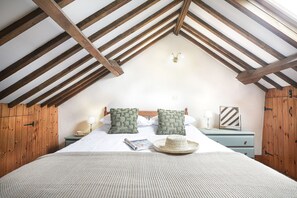 1 chambre, fer et planche à repasser, Wi-Fi, literie fournie