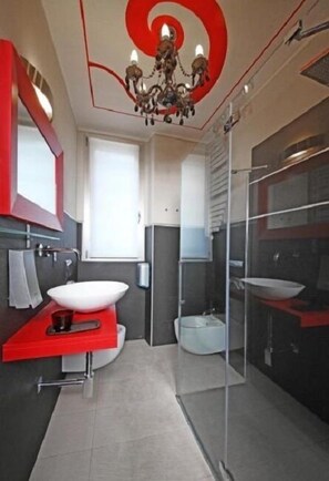 Double Room, 1 Queen Bed | Bathroom - Atelier Hotel Design (Gardone Riviera)