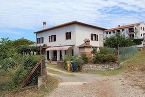 Front of property - Apartment Robi (Rovinj)