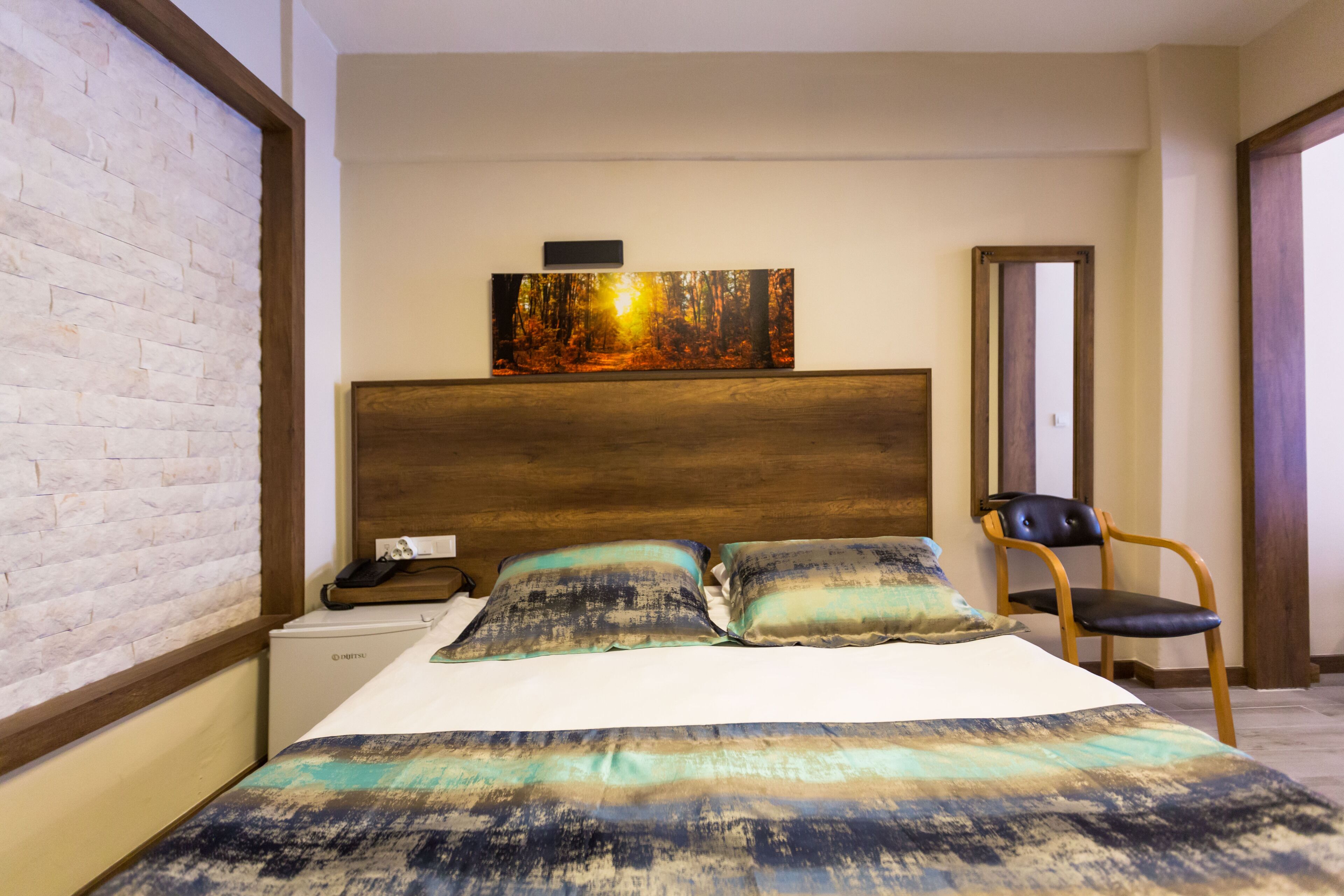 standard triple room | 1 bedroom, desk, blackout curtains, free wifi