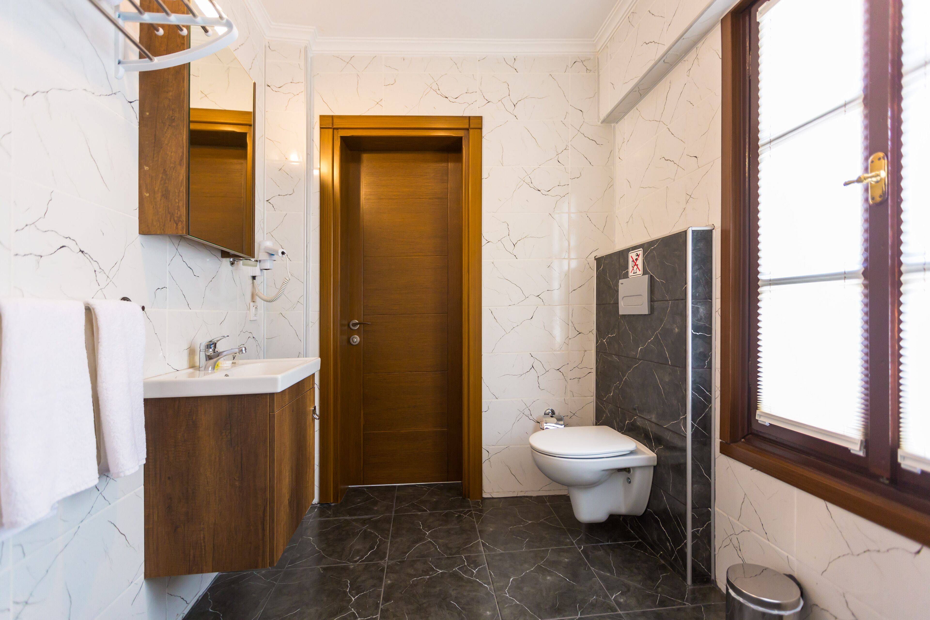 suite | 1 bedroom, desk, blackout curtains, free wifi