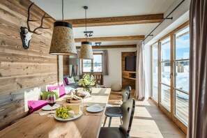 Luxury Apartment, Multiple Beds, Mountain View (Bergwiese) | Premium bedding, minibar, in-room safe, individually decorated - Hussnhof (Sachsenkam)