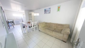 Casa, várias camas | Comodidades do quarto