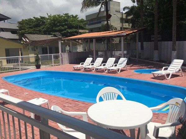 Outdoor pool - Casa 4 Laranja - Casa piscina 10 pessoas (Itapema)