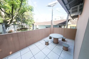 Lobby sitting area - Casa 4 Laranja - Casa piscina 10 pessoas (Itapema)