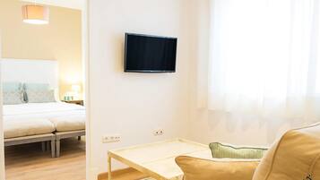 1 bedroom, iron/ironing board, internet, bed sheets