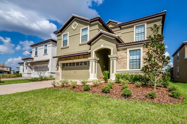 House, Multiple Beds | Front of property