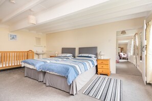 3 bedrooms, WiFi - Mill House, Fowey, set in a creekside hamlet (Saint Veep)