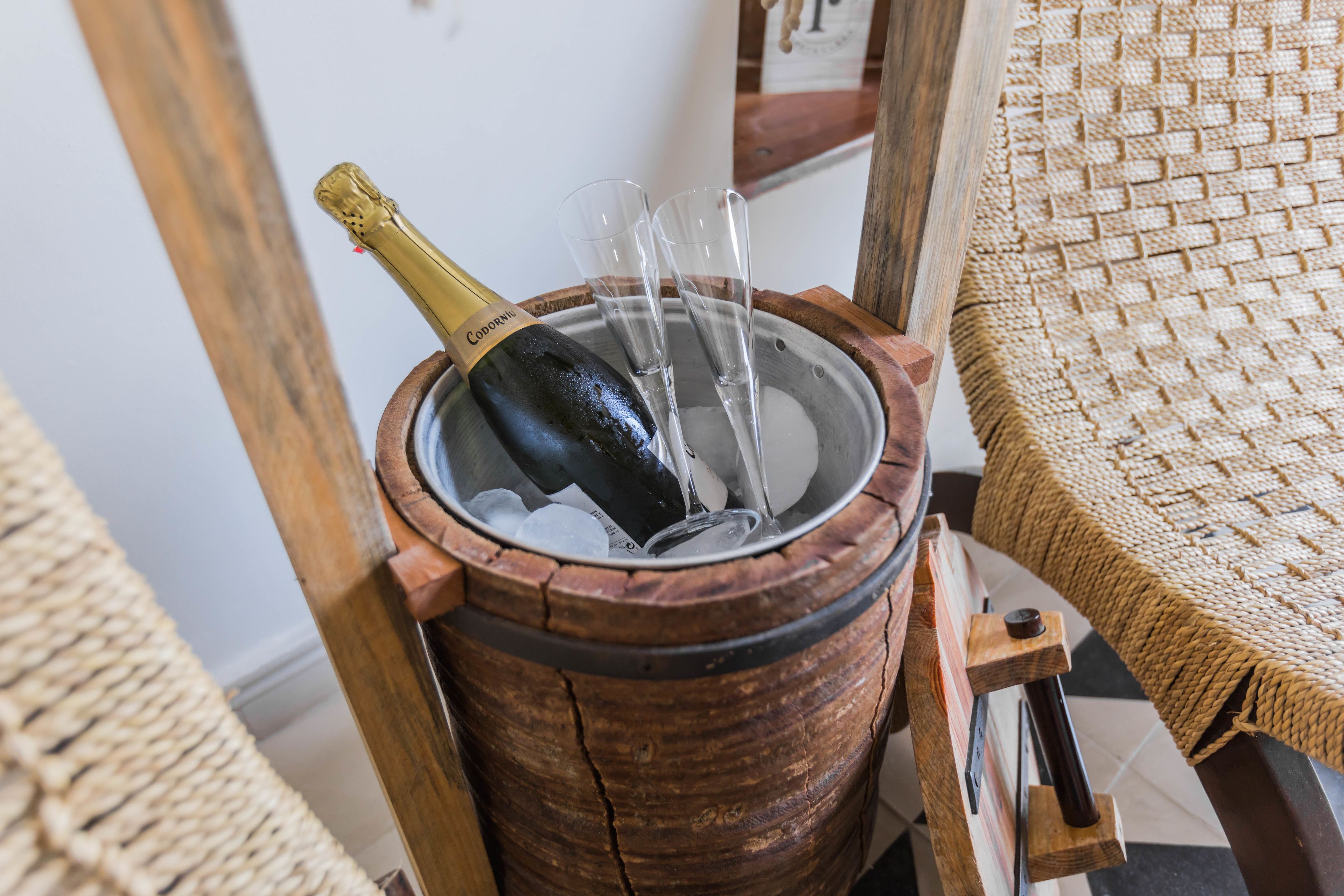 room service – dining