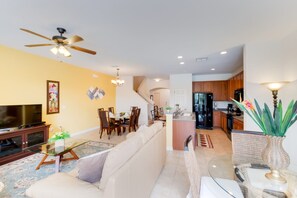 Townhome, 3 Bedrooms | Living area | Flat-screen TV