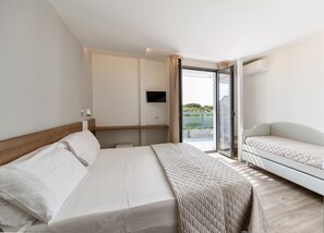 In-room safe, individually furnished, desk, blackout curtains