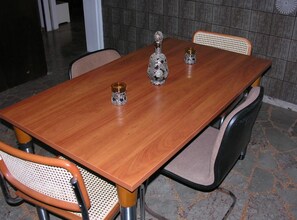 Apartment, 2 Bedrooms | In-room dining