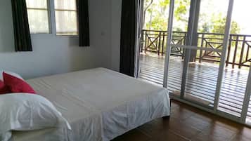 Free cots/infant beds, rollaway beds, bed sheets