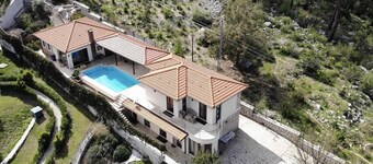 Esiyok Villa in Antalya with heated pool