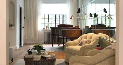 1940s Brooklyn Cottage Townhouse