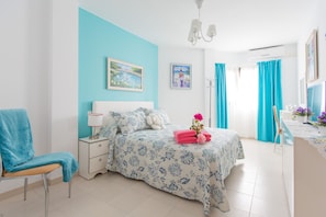 1 chambre, coffres-forts dans les chambres, bureau