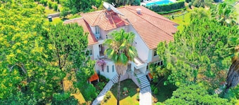 Villa mit eigenem Pool in seinem eigenen Orangenhain